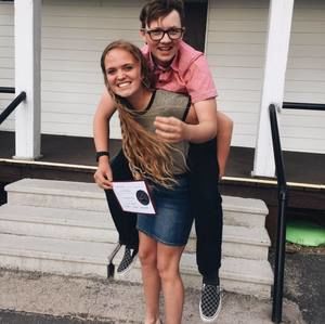 Meet your Posher, Taylor